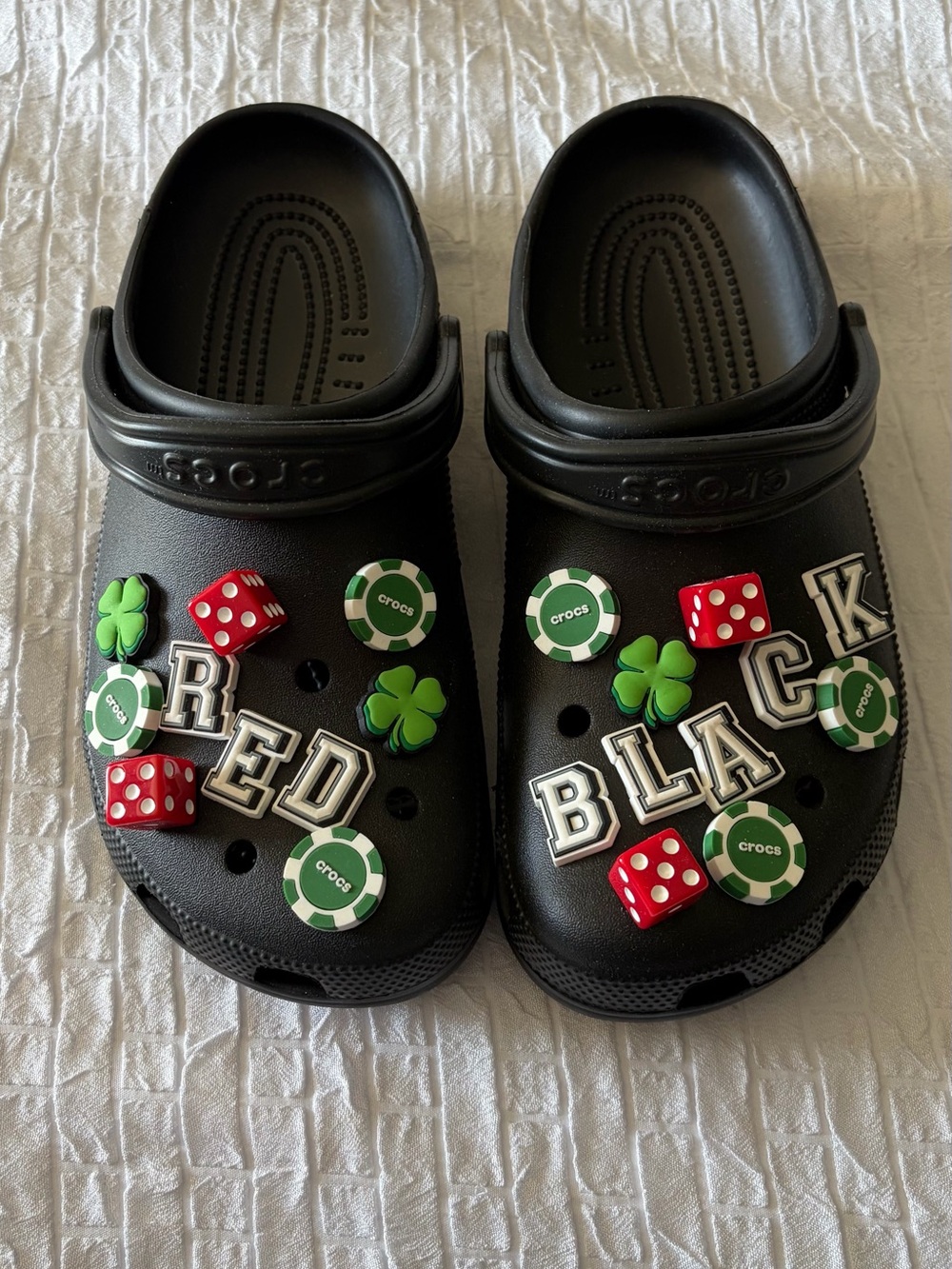 Crocs Classic Clog in Black with Authentic Crocs Jibbitz